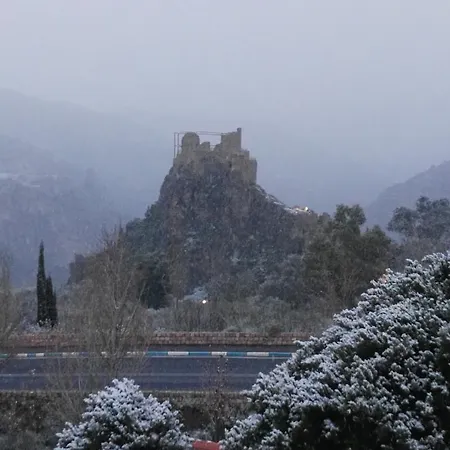 מלון Castillo 3*
