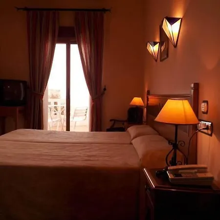Hotel Castillo 3*